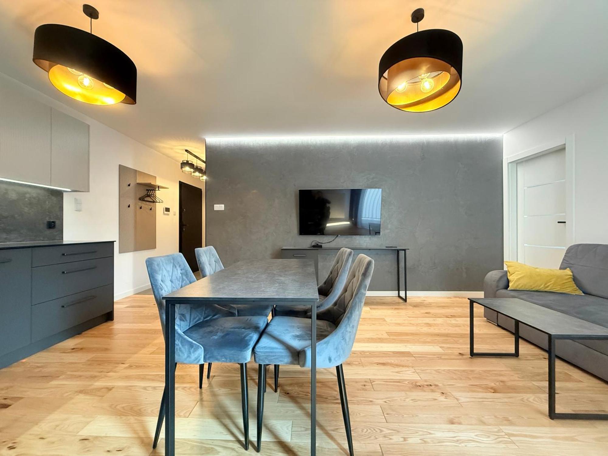 Vistula Avenue Apartment Free Parking, Swimming Pool, Sauna & Gym Cracóvia Exterior foto