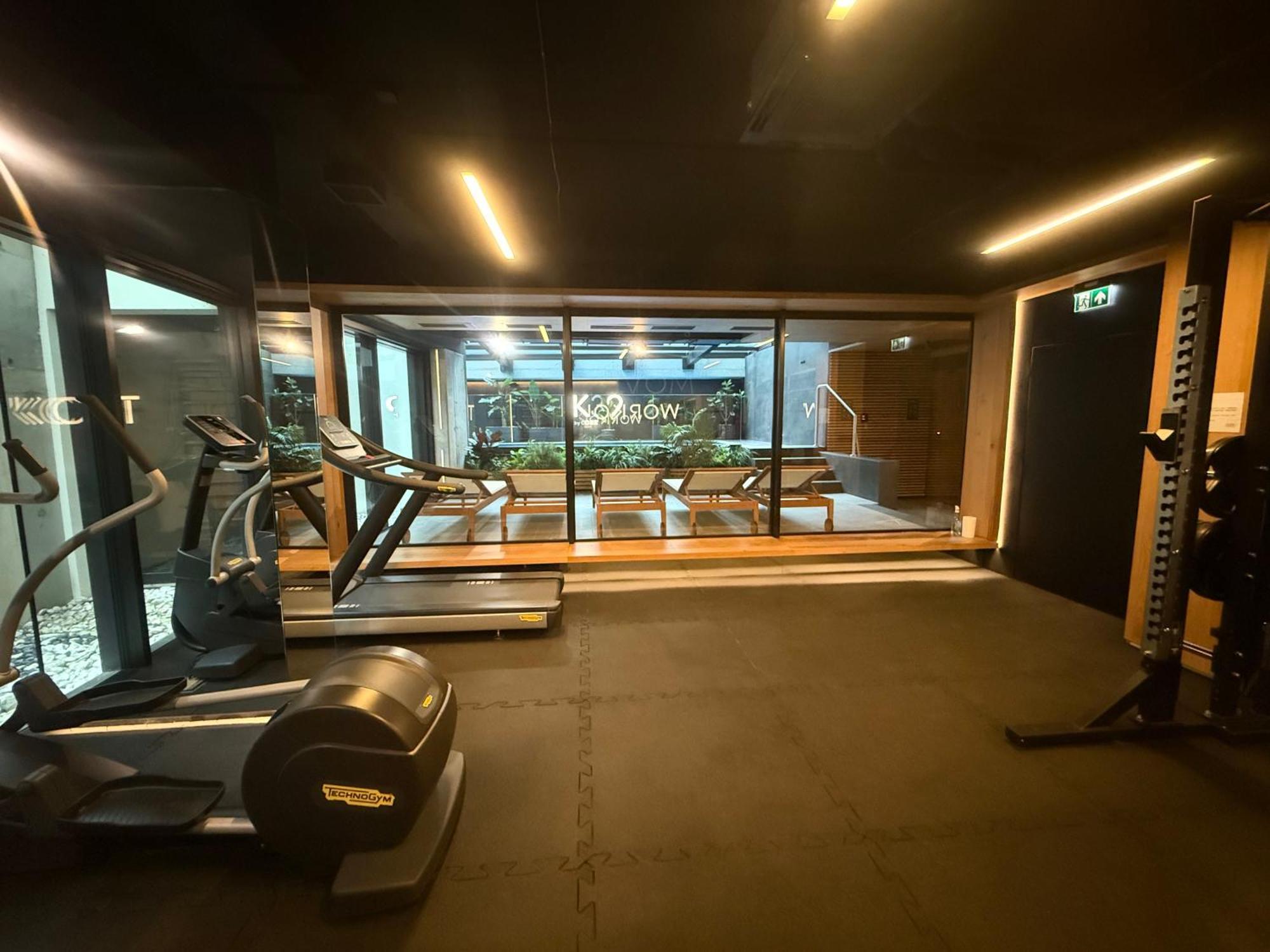 Vistula Avenue Apartment Free Parking, Swimming Pool, Sauna & Gym Cracóvia Exterior foto